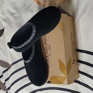 UGG Koolaburra burree slippers faux fur lining NIB